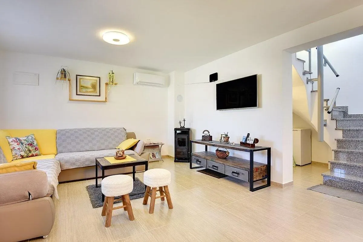 Holiday Home Sandi Pula