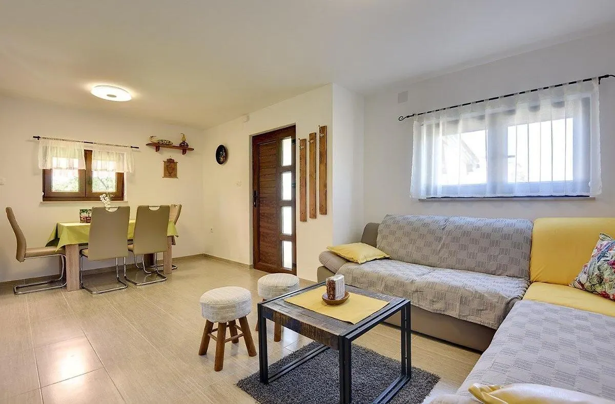 Holiday Home Sandi Pula 0*,  Croatia