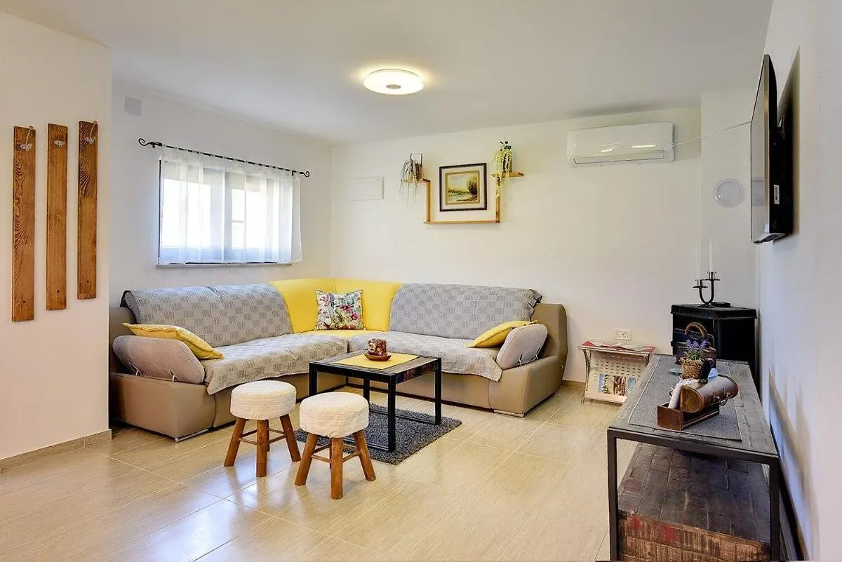 Holiday Home Sandi Pula Croatia