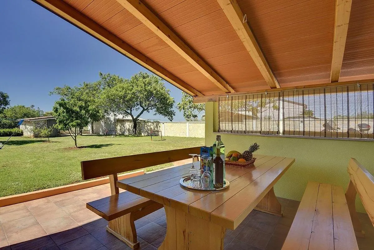 Holiday Home Sandi Pula